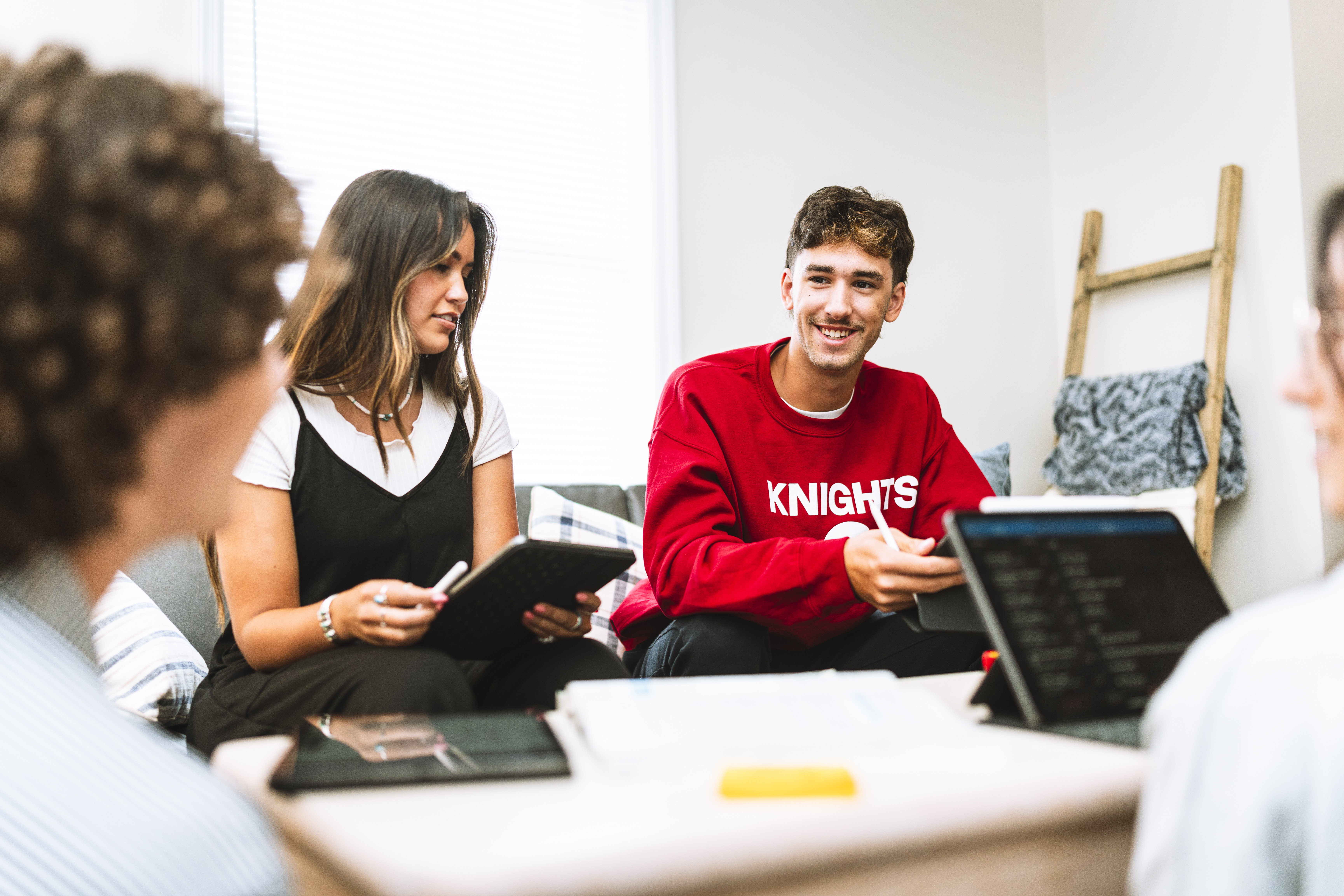 7 Benefits of Taking Out an Undergrad Loan featured image